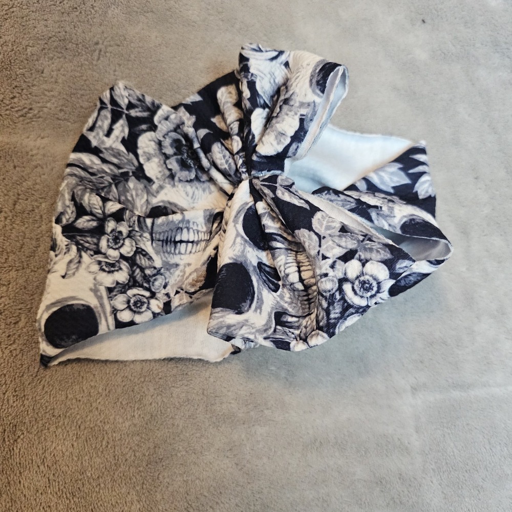 Little Bum Bums Girls Bow Skull Halloween Spooky Black‎ White Wide Baby